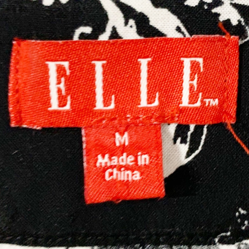 Elle Sleeveless Floral Dress with Rounded Neckline - Picture 8 of 8